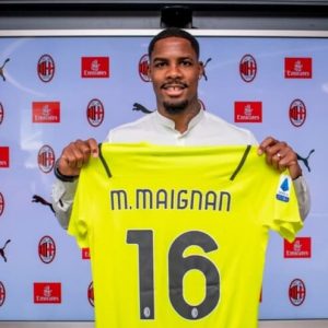 Milan, si presenta Maignan: “Il Milan è un grande club. Voglio dare il mio contributo”