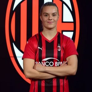 Ufficiale: Arnadottir torna al Milan Femminile e firma il prolungamento del contratto