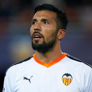 Il difensore argentino Ezequiel Garay dice addio al calcio giocato