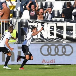 Lo Spezia vince in rimonta 2-1, Salernitana ko