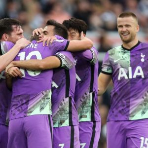 Newcastle ko, il Tottenham soffre nel finale ma vince 3-2