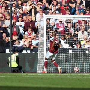 Il West Ham perde in casa nel finale contro il Brentford