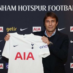 Ufficiale: Antonio Conte è il nuovo allenatore del Tottenham