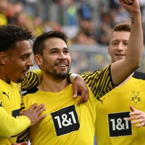 Il Borussia Dortmund torna a -1 dal Bayern Monaco, Stoccarda sconfitto 2-1