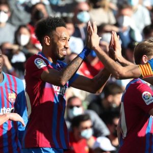 Il Barcellona di Xavi incanta: poker al Valencia, Aubameyang letale e quarto posto confermato