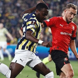 Fenerbahce e Rennes pareggiano e passano il turno