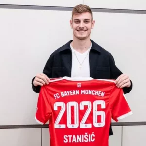 Ufficiale: il Bayern Monaco blinda Josip Stanisic