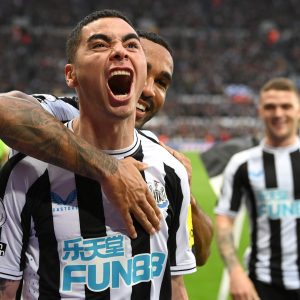 Poker del Newcastle contro il Southampton