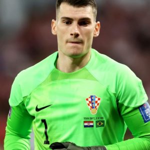 Il Bayern Monaco dopo l’infortunio di Neuer punta Livakovic