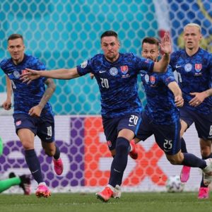 Qualificazioni Euro2024: la Finlandia di misura sull’Irlanda del Nord, la Slovacchia supera la Bosnia