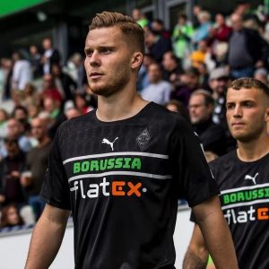 Ufficiale: Nico Elvedi rinnova con il Borussia ‘Gladbach fino al 2027