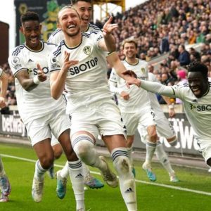 Spettacolo Leeds United, 4-2 in casa del Wolverhampton