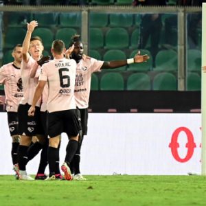 Il Palermo vince di misura contro il Brescia; la decide Coulibaly