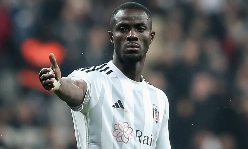 Bailly è ufficialmente un free agent adesso attende la chiamata del Villarreal