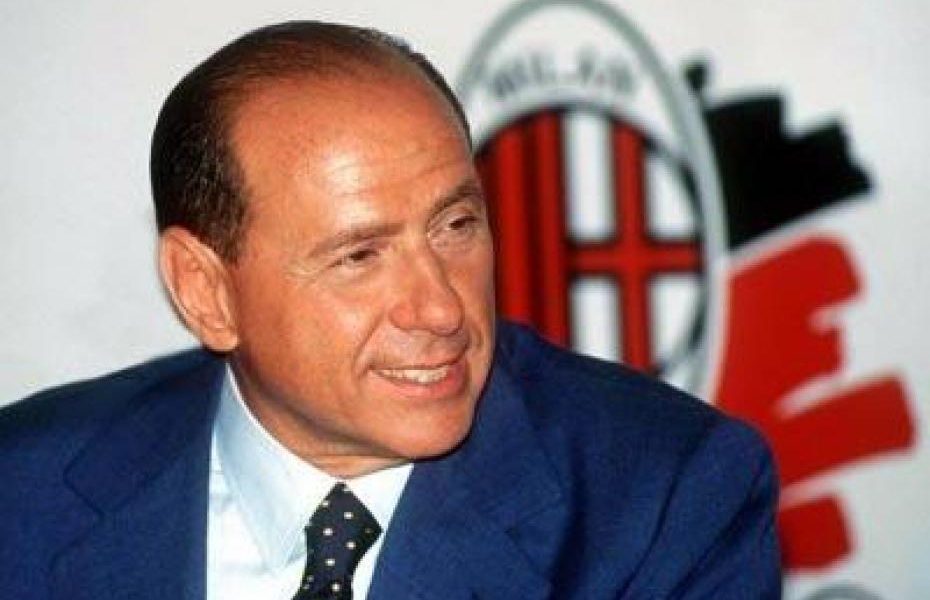 10 febbraio 1986: Silvio Berlusconi firma per il Milan