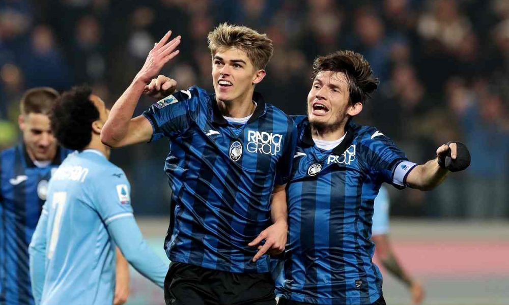 Spettacolo Atalanta; 3-1 alla Lazio con super De Ketelaere