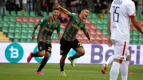 Colpo esterno della Ternana; battuta in rimonta la Cremonese