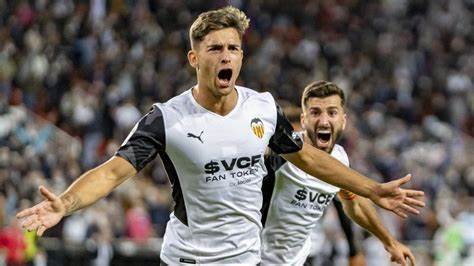 Ufficiale, il Valencia blinda Hugo Duro fino al 2028