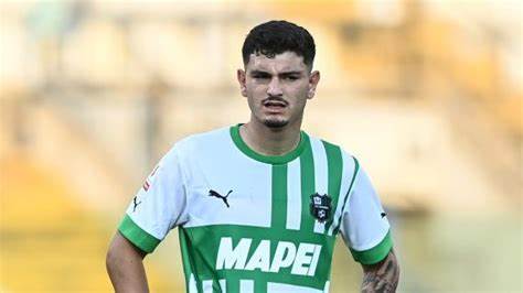 Ufficiale, il Sassuolo cede in prestito Augustin Alvarez all’Elche