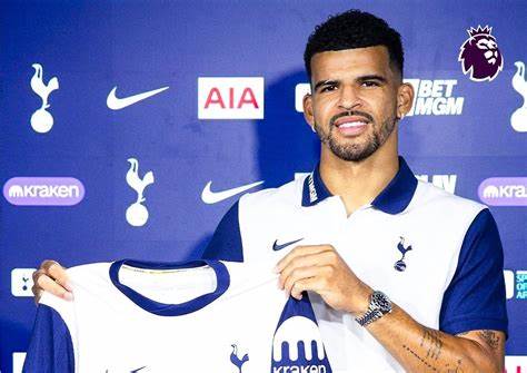 Il Tottenham ufficializza Dominic Solanke