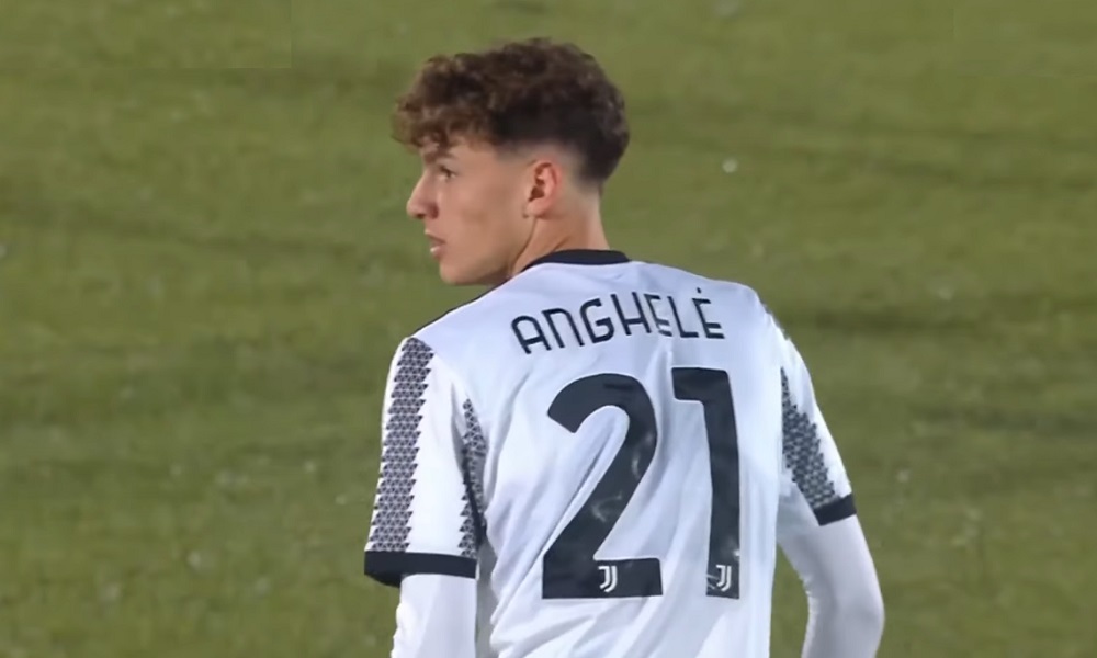 Il giovane Lorenzo Anghele rinnova con la Juventus