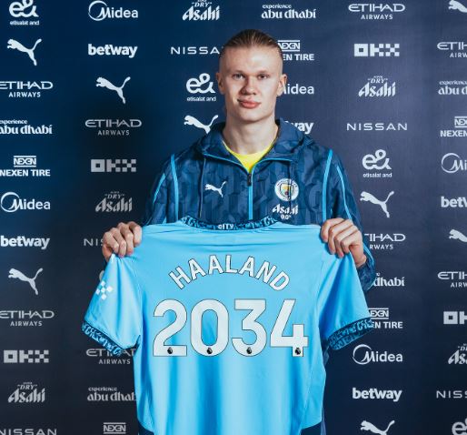 Haaland rinnova il contratto con il Manchester City