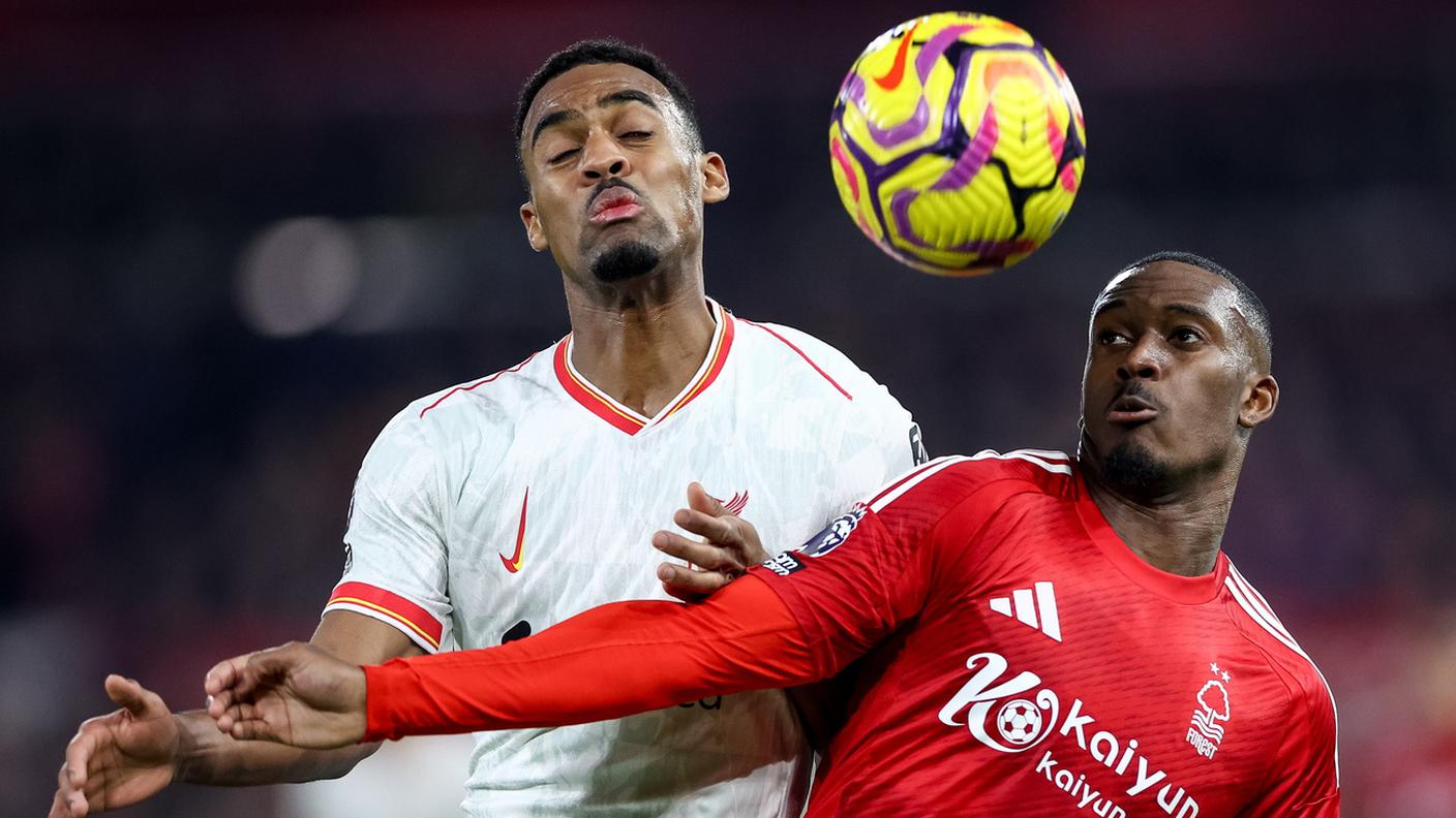 Termina in parità tra il Liverpool capolista e il Nottingham secondo